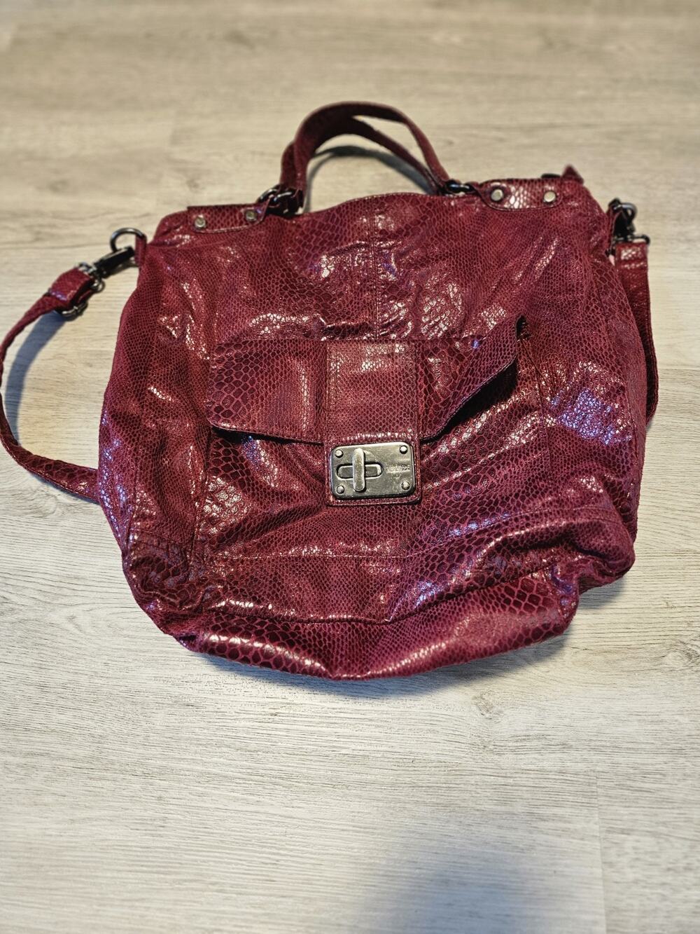Reaction Kenneth Cole Purse Handbag Red